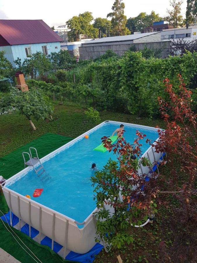 Femily Hotel In Batumi Mareti Str 2 Exterior foto